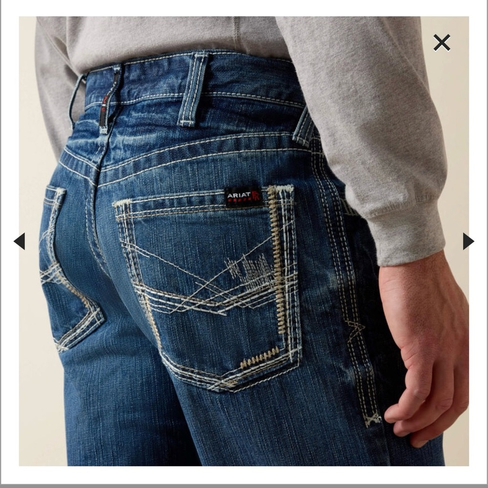 ISO***Ariat Men's Relaxed Boot Cut FR M4 Fit Denim Jeans